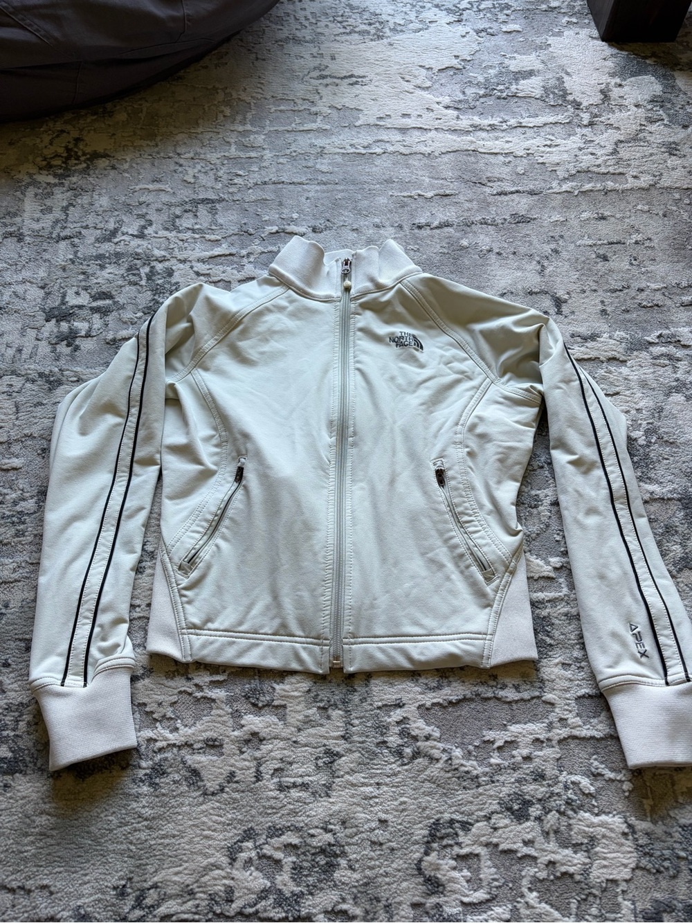 The North Face Women's Cream Apex Full-Zip Utility Jacket - Picture 2 of 9